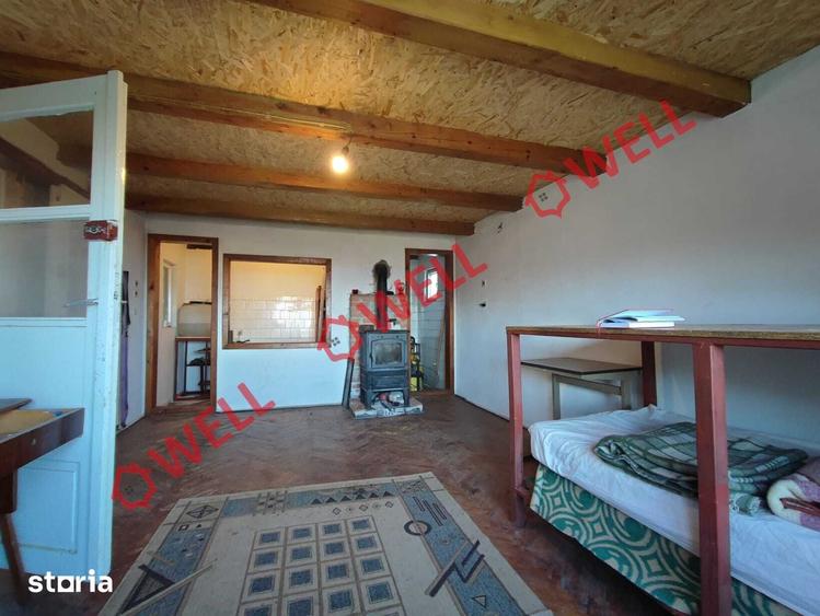 Casă cu 1 camere cu Teren 250 Mp în Boroșneu Mare