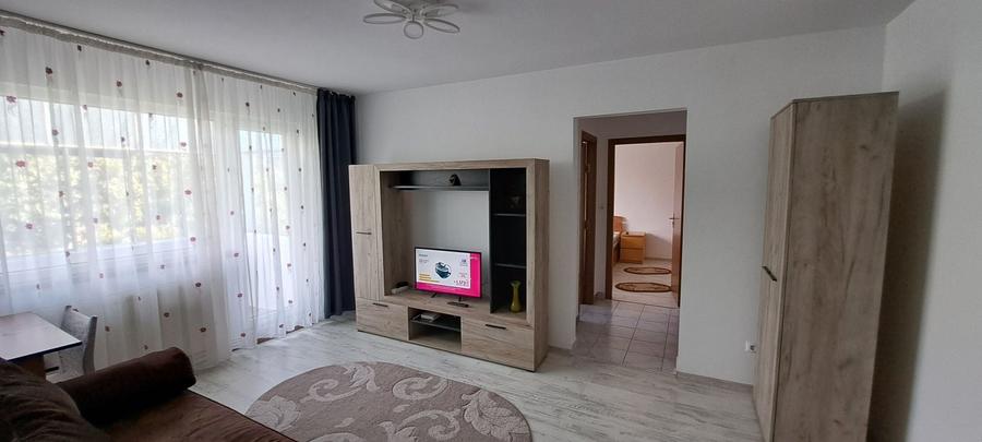 Apartament cu 2 camere semidecomandat în Cornișa