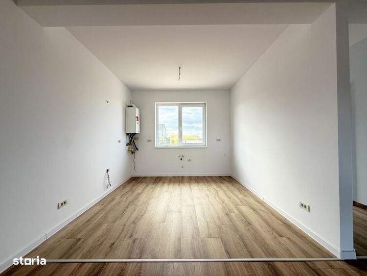 Casă cu 4 camere în Săcălaz