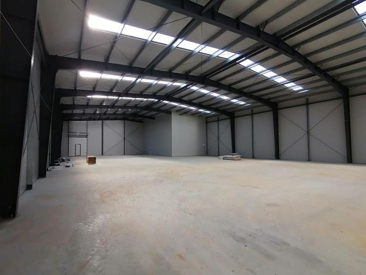 Spațiu industrial, de 1,420 mp, în Străulești