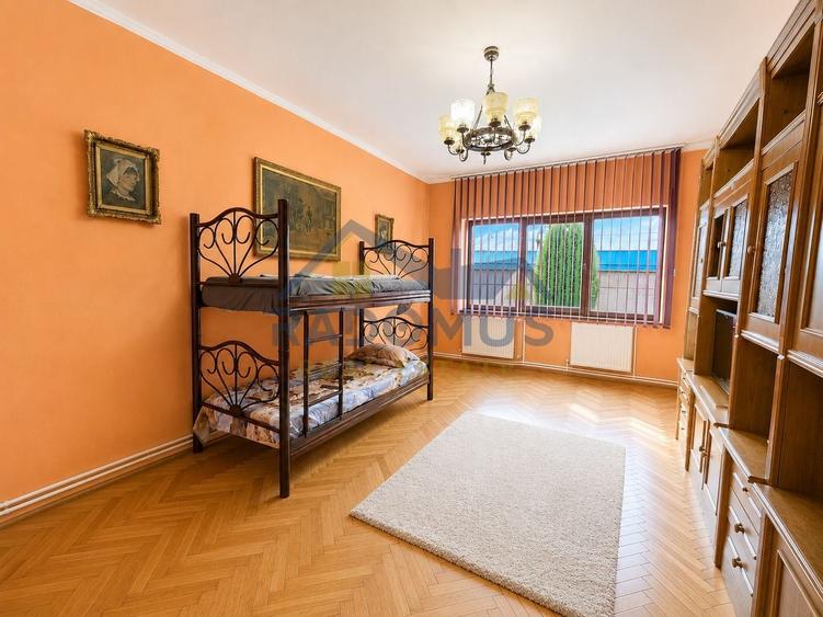 Casă 4 camere cu piscină, foișor și spații generoase -Ploiesti - 7
