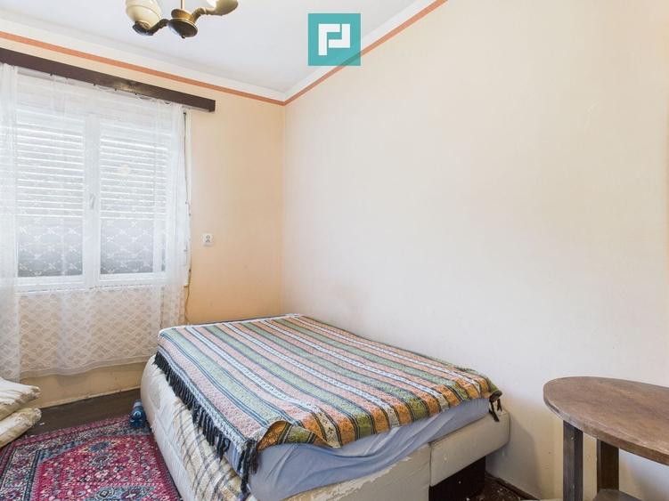 Casă individuală cu 3 camere cu Teren 240 Mp în Pârneava