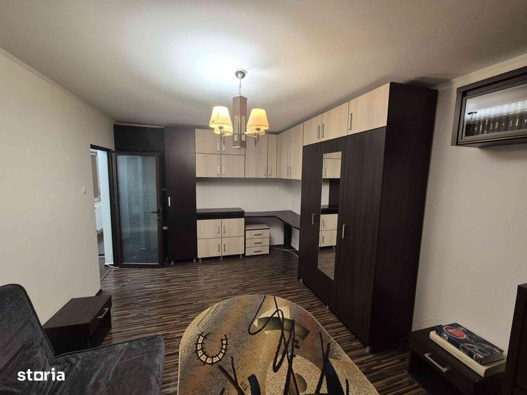 Apartament cu 2 camere decomandat în Gorjului