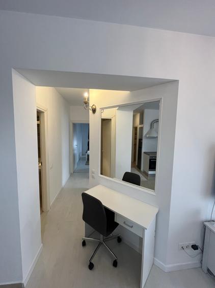 Apartament cu 3 camere decomandat în Mihai Bravu