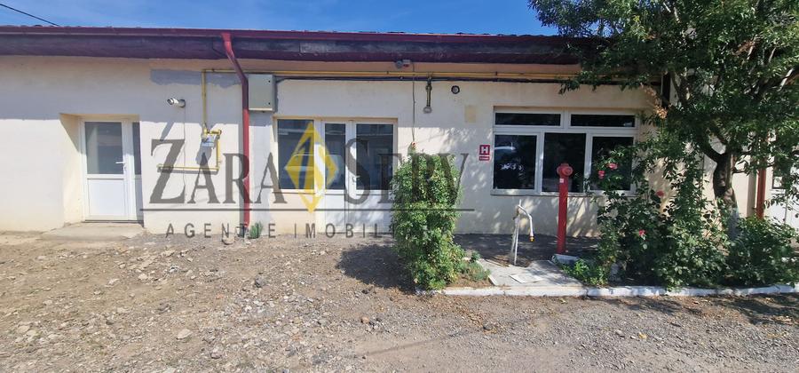 Spațiu comercial, de 240 mp, în Central