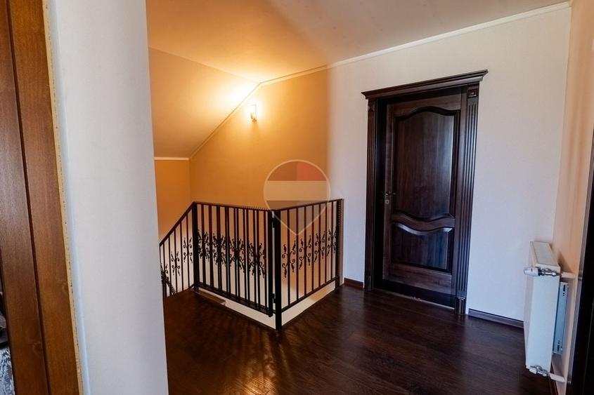 Casă individuală cu 4 camere cu Teren 584 Mp în Sântandrei