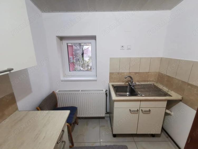 Garsonieră decomandată în Iosefin