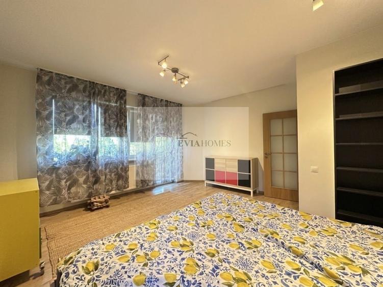 Apartament cu 3 camere decomandat, mobilat în Bună Ziua