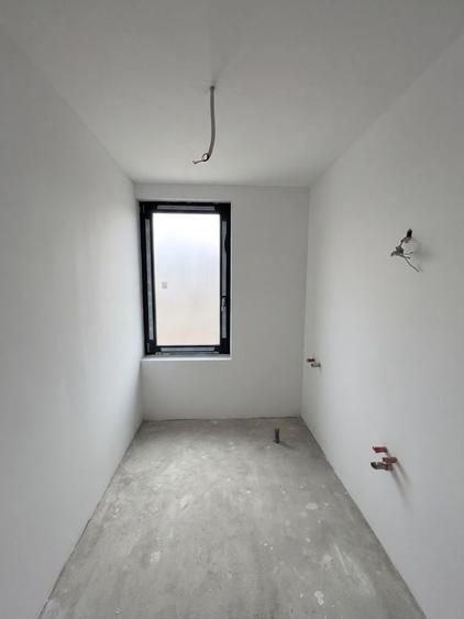 Duplex cu 4 camere cu Canalizare în Moșnița Nouă