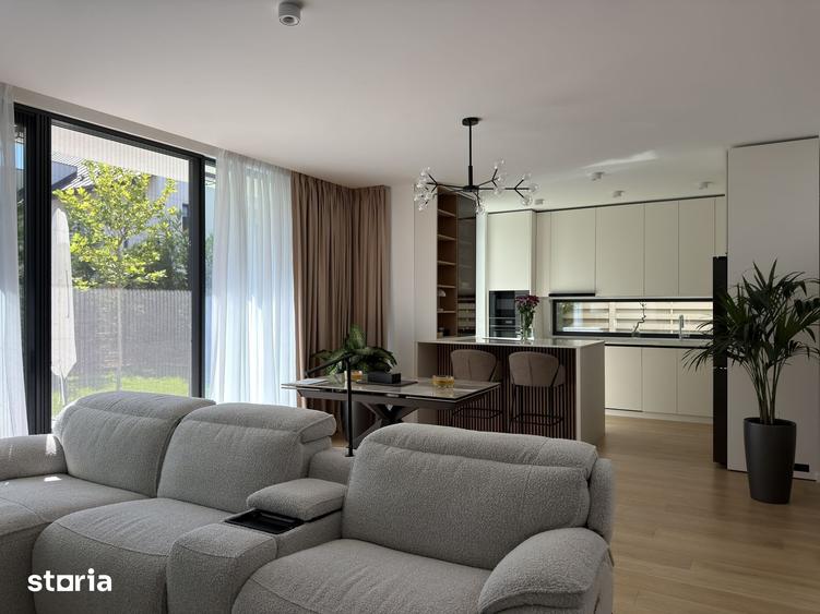 Casă cu 5 camere cu Teren 340 Mp în Central