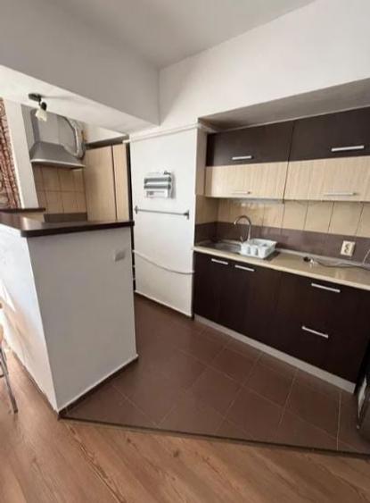 Apartament cu 2 camere semidecomandat, mobilat în Theodor Pallady