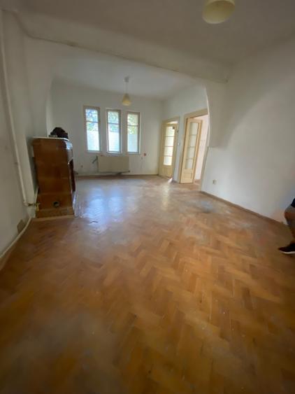 Apartament cu 3 camere circular în Dorobanți
