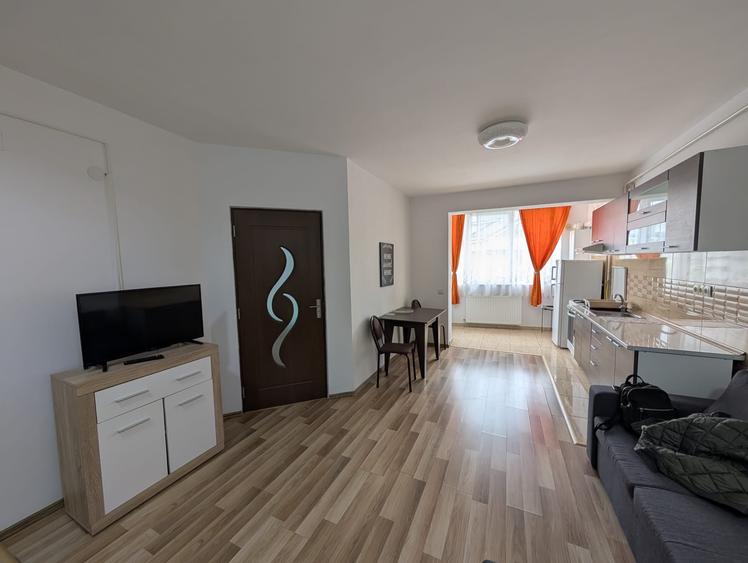 Apartament cu 2 camere semidecomandat în Florești — fotografia 3
