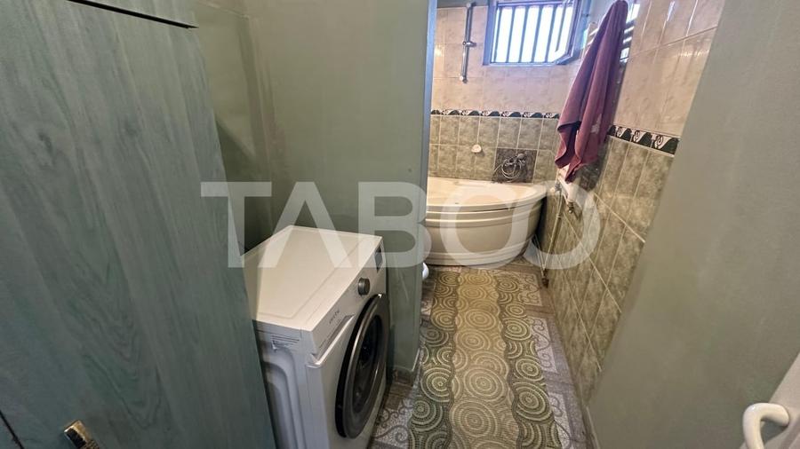 Apartament etaj intermediar 3 camere 2 balcoane zona Terezian Sibiu - 10
