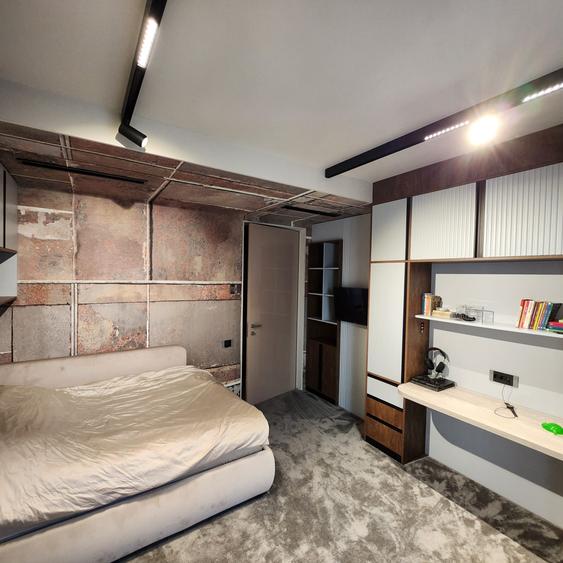 Apartament cu 4 camere decomandat, mobilat în Beller