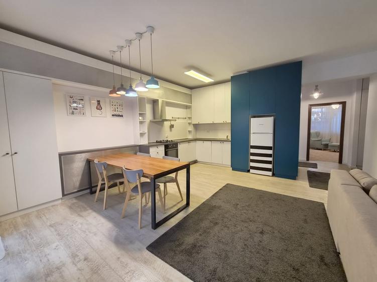 Apartament cu 3 camere în Iancu Nicolae