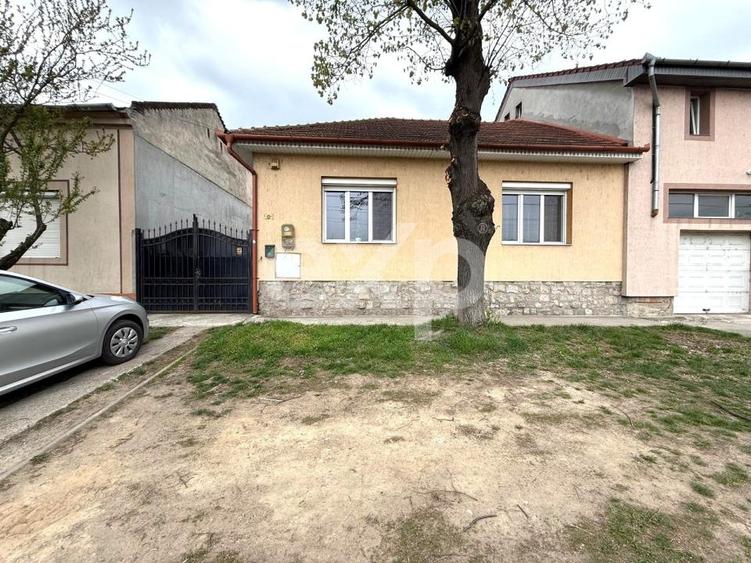 Birou, de 120 mp, în Valenta