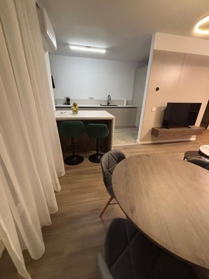 Apartament cu 2 camere decomandat, mobilat în Iris