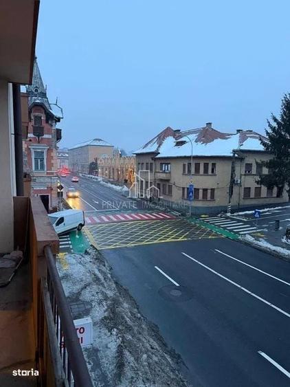 Apartament cu 2 camere decomandat în Semicentral