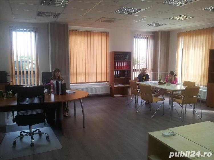 Spațiu comercial, de 1,200 mp, în Central