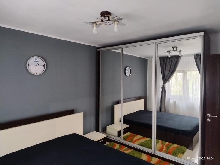 Apartament cu 2 camere decomandat în Sârbi