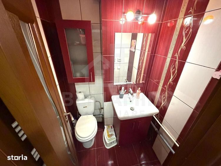 Apartament cu 4 camere decomandat în 1 Mai
