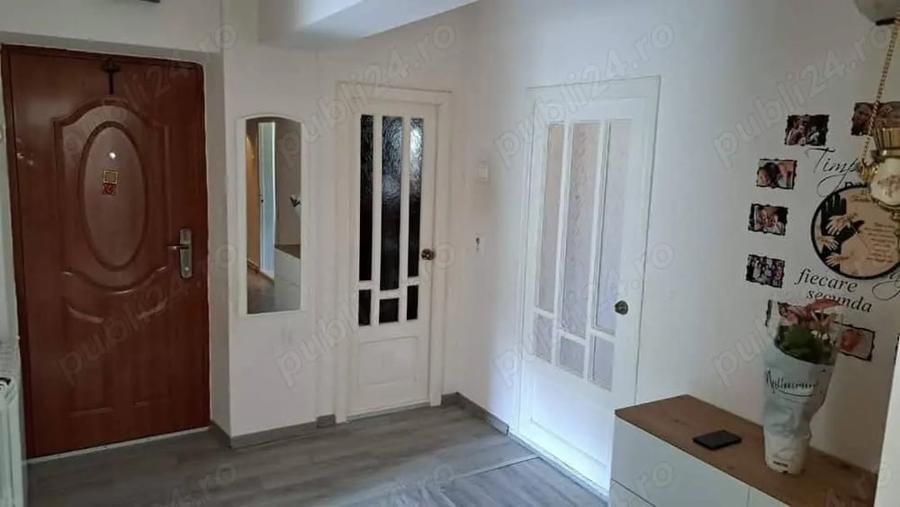 Apartament cu 3 camere în Parava
