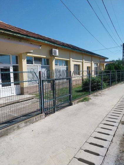 Casă cu Teren 1550 Mp în Voetin