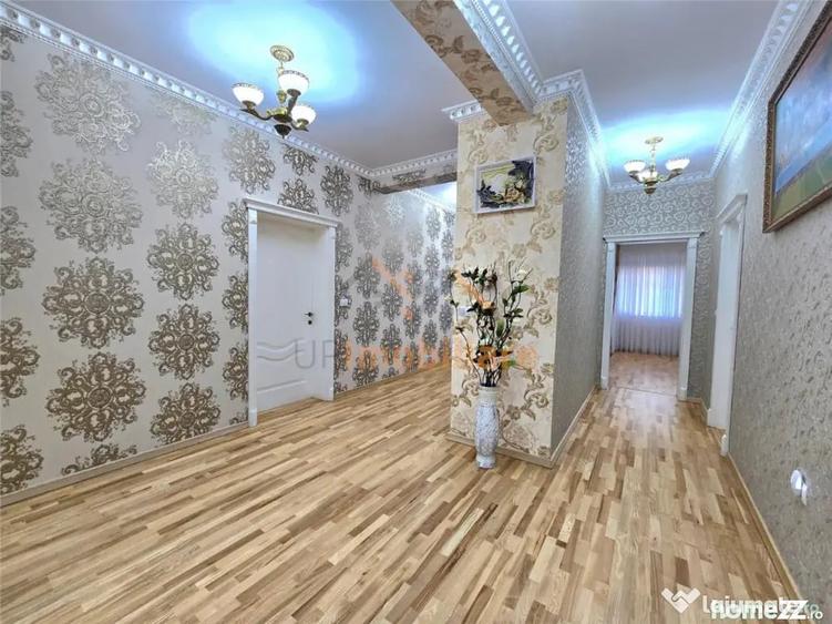Casă cu 7 camere cu Teren 1102 Mp în Oncea
