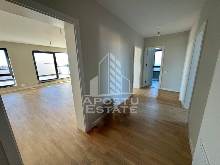 Apartament cu 3 camere decomandat în Torontalului
