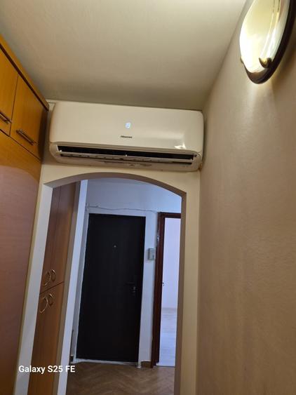 Apartament cu 3 camere decomandat în Popoveni