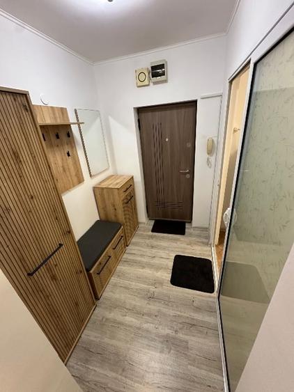 Apartament cu 2 camere, mobilat în Gară