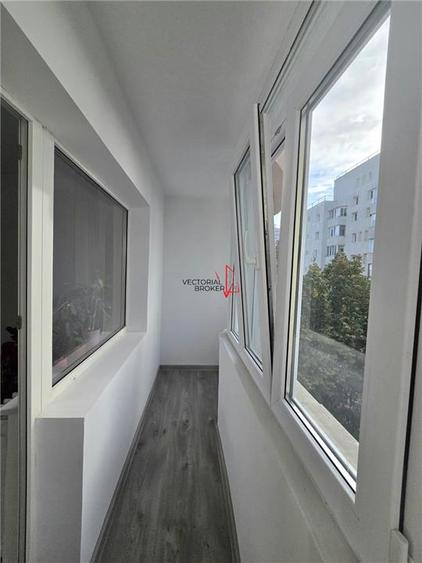 Apartament cu 2 camere decomandat în Parcul Carol
