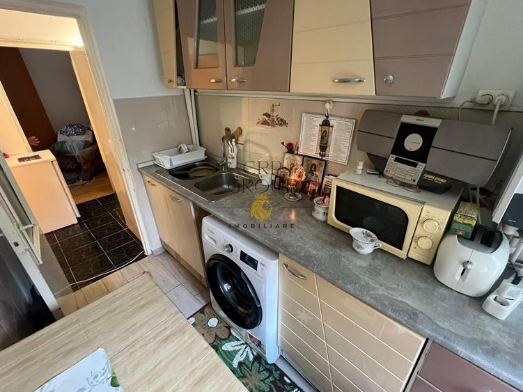 Apartament cu 3 camere, mobilat în Sud