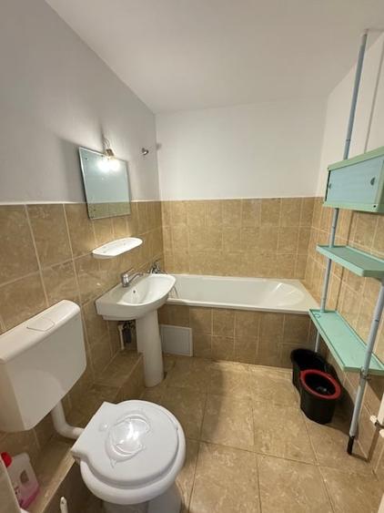 Apartament cu 2 camere decomandat, mobilat în Mioriței
