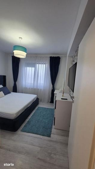 Apartament cu 2 camere semidecomandat, mobilat în Vest