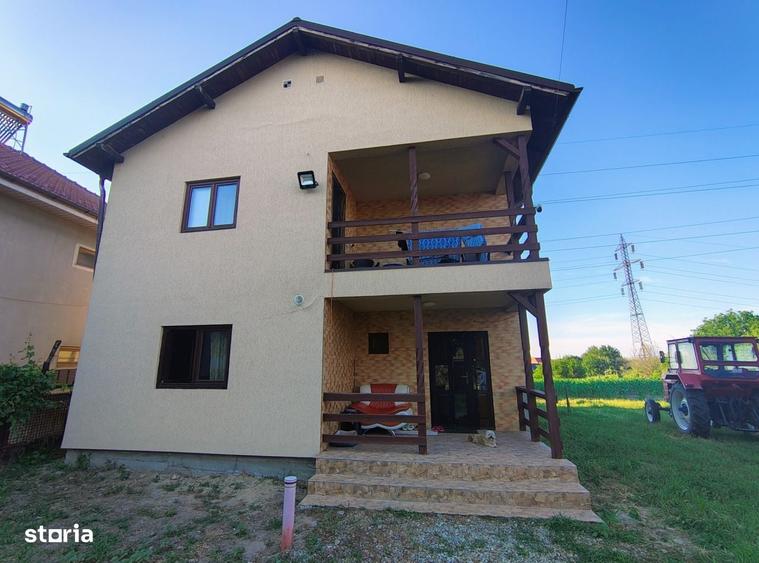 Casă cu 4 camere în Dudovicești