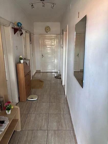 Casă cu 3 camere în Central