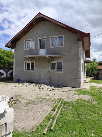 Casa spa?ioasa cu 800 mp teren, foi?or ?i toate utilita?ile in Bal? - 12