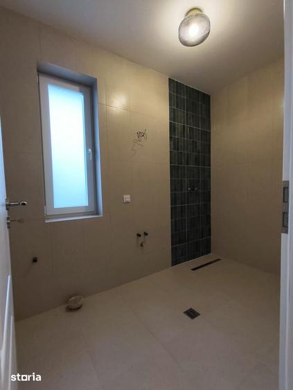 Casă cu 3 camere cu Teren 330 Mp în Crevedia