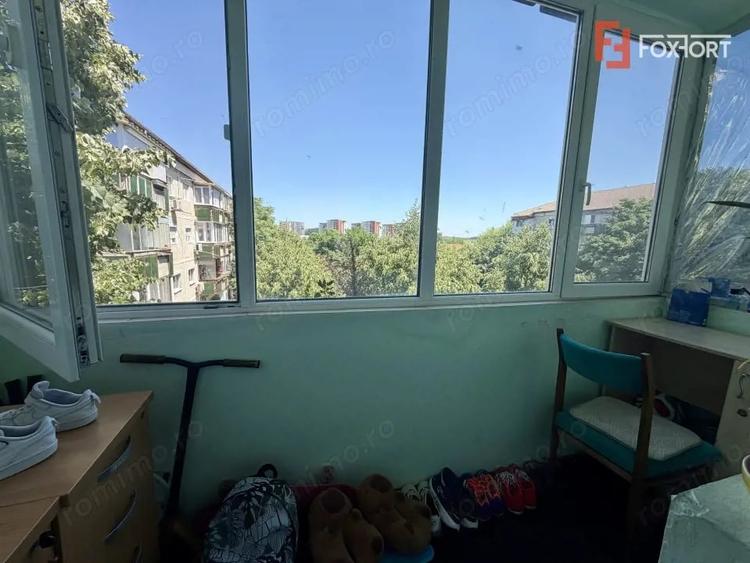 Apartament cu 2 camere decomandat în Lipovei