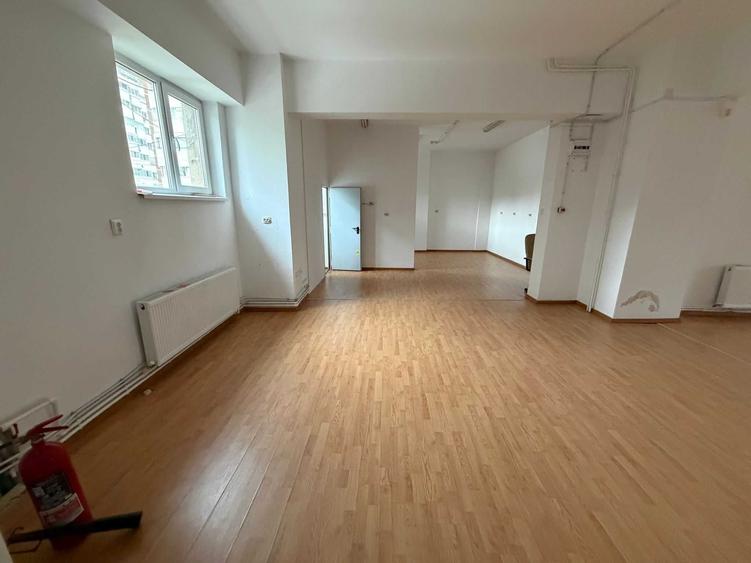 Spațiu comercial, de 90 mp, în Ștefan cel Mare