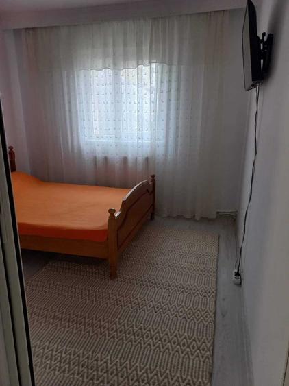 Apartament cu 3 camere decomandat în Zimbru