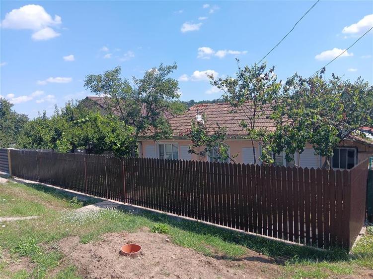 Casă individuală cu 3 camere cu Teren 554 Mp în Ciurea