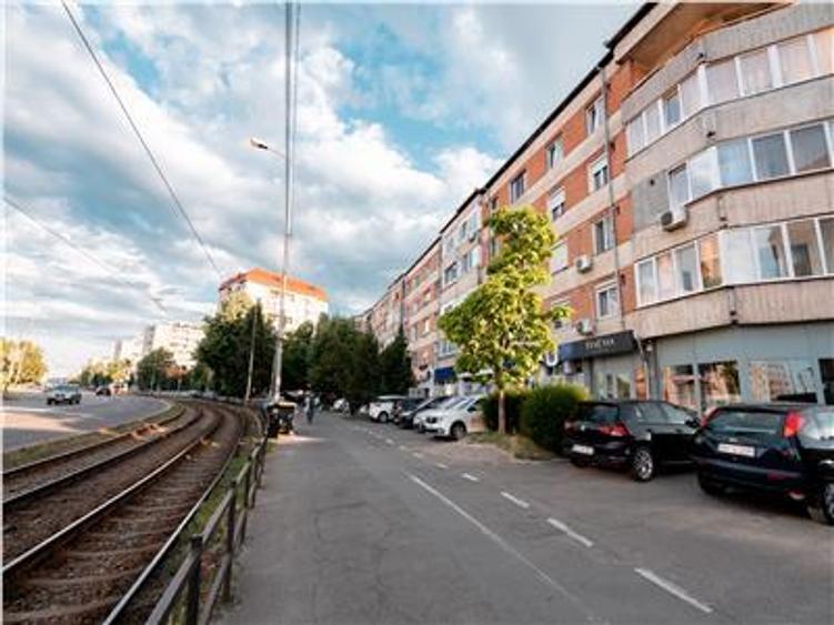 Apartament cu 2 camere decomandat în Nufărul