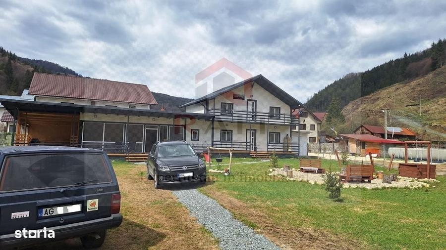 Casă cu 4 camere în Sătic