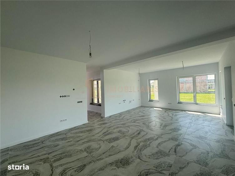Casă cu 3 camere în Culcea