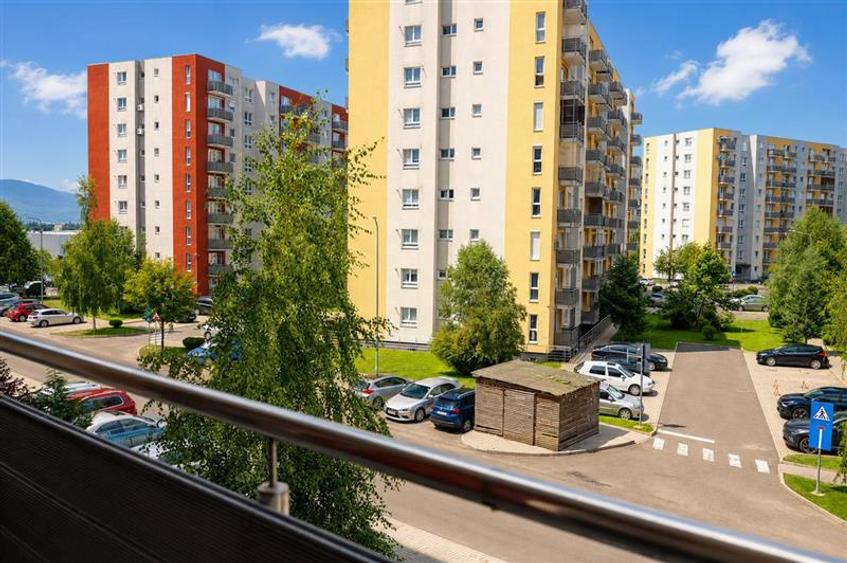 Apartament cu 2 camere decomandat, mobilat în Avantgarden