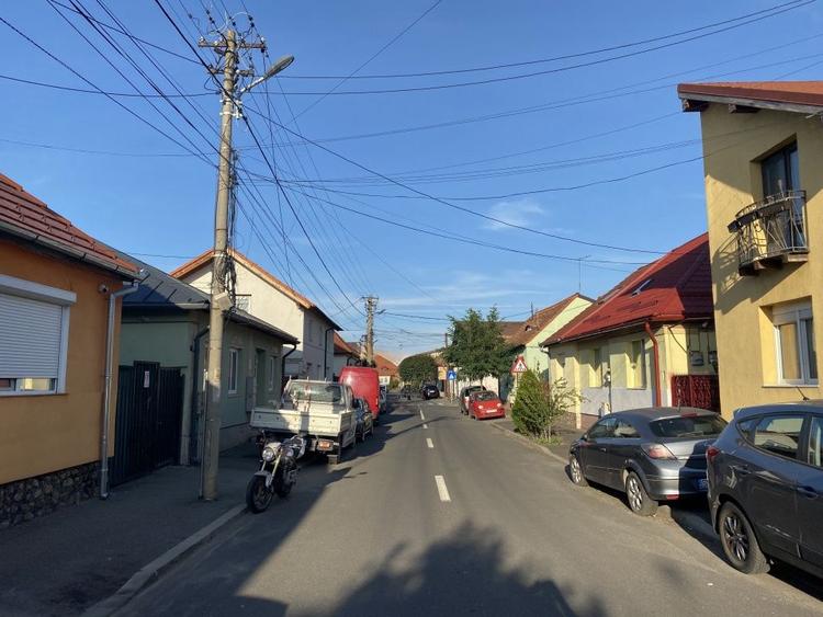 Casă cu 2 camere cu Teren 90 Mp în Terezian