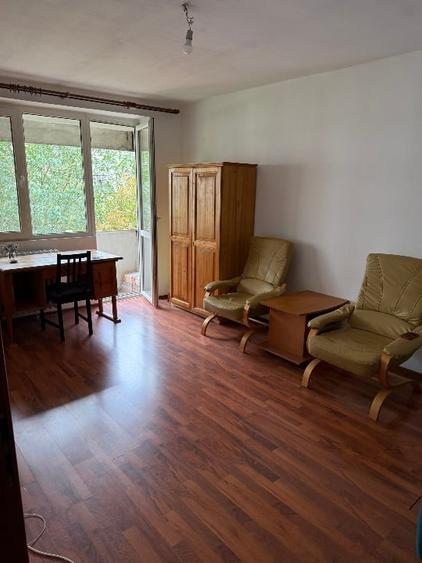 Garsonieră semidecomandată în Tineretului